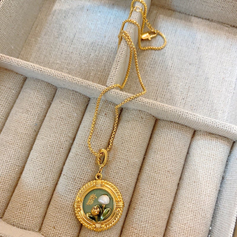 Oil Painting Natural Pearl Necklace Women'S [Antique Buck] New Chinese Flower Pendant Collarbone Necklace - Image 4